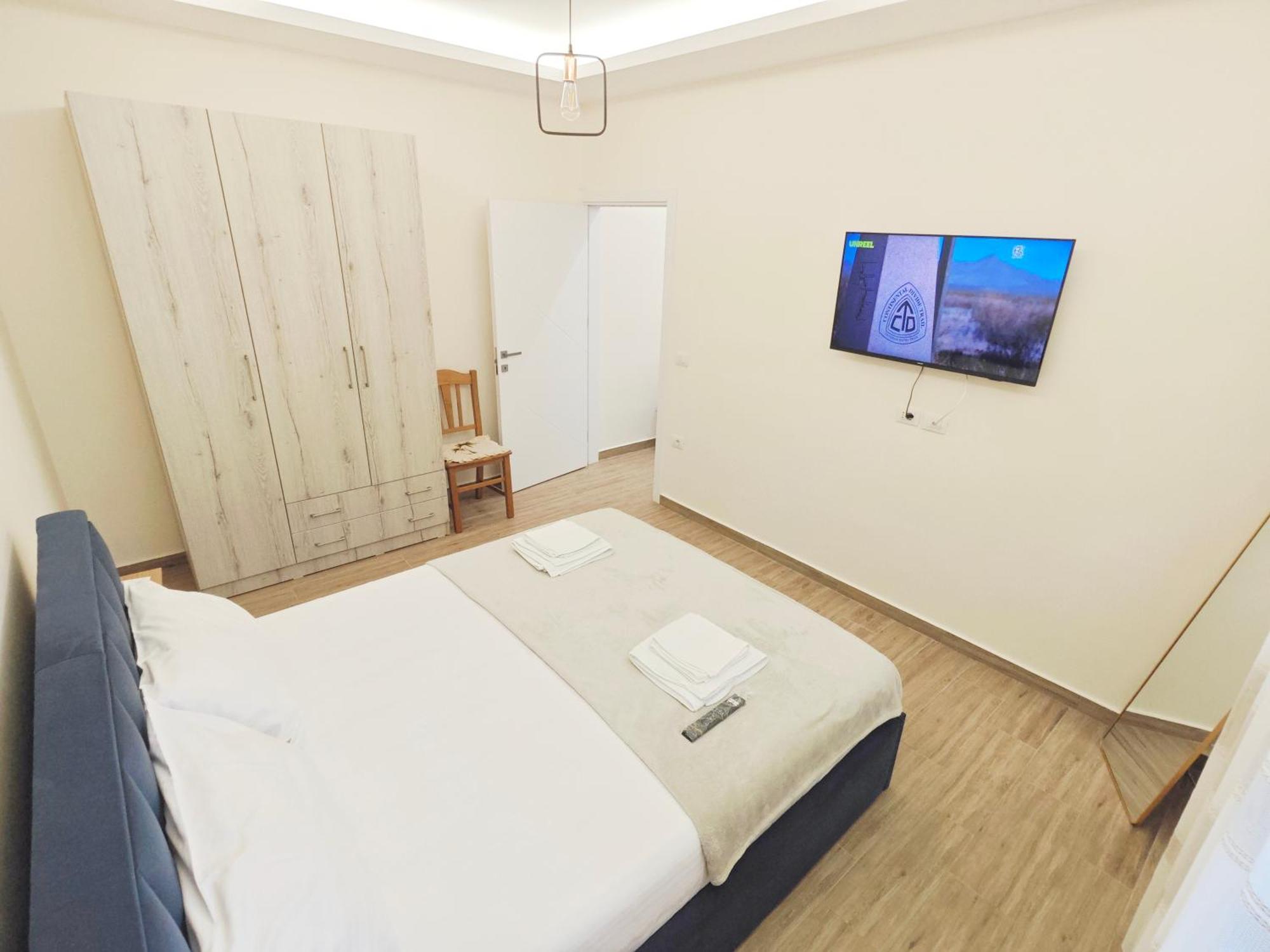 New Apartment Close To Sea And Downtown Vlorë Eksteriør billede